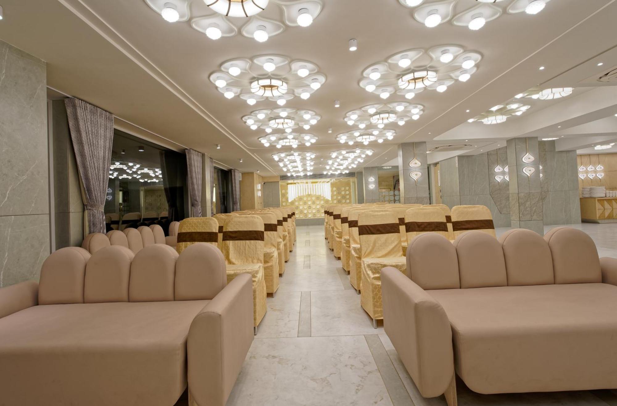 Exora Inn Ahmedabad Exterior foto